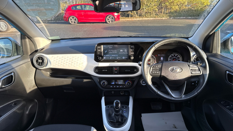 Hyundai i10 1.0 MPi Premium 5dr Auto Petrol Hatchback